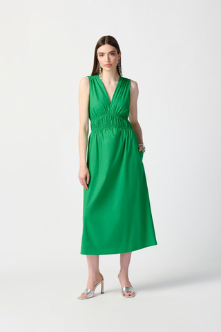 stretch fit and flare dress On the Town Fitted Flare Midi Dress Thickchicboutique