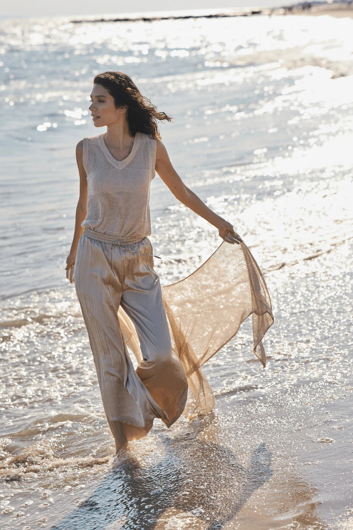 Lyssé The Packable Pleated Palazzo Pant