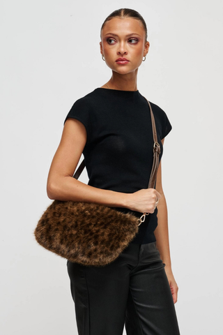 Jordan Faux Fur Crossbody - Leopard Urban Expressions 29746F