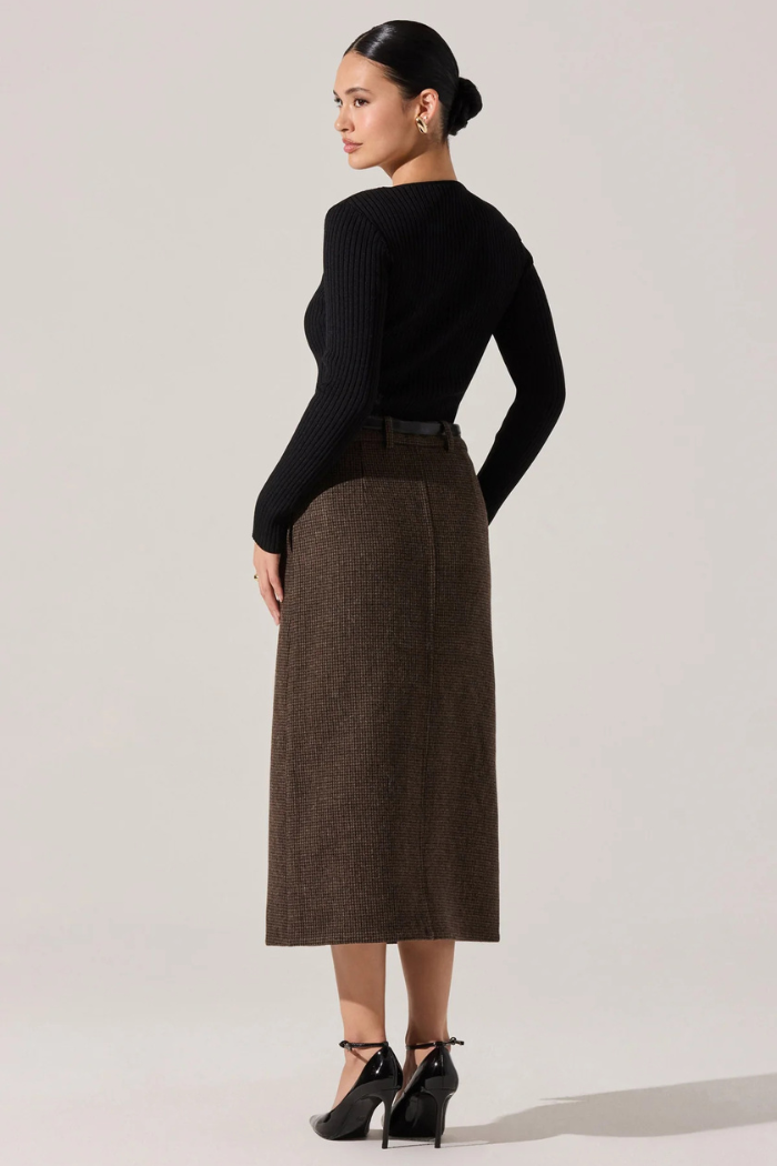 ASTR Lynly Ribbed Keyhole Sweater ACT19057