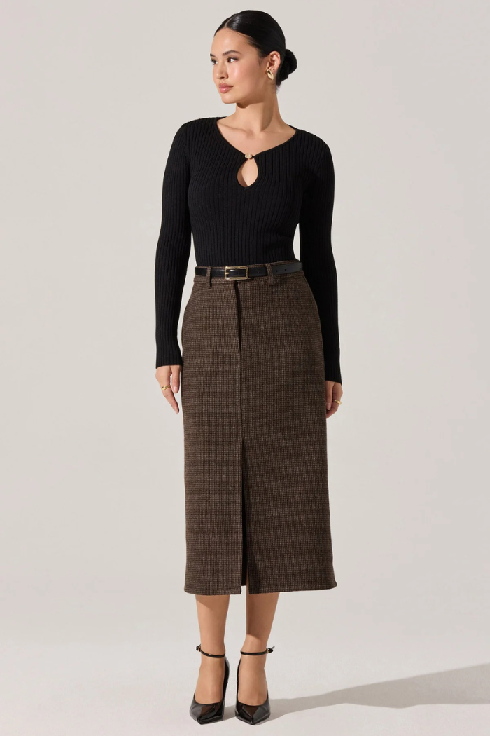 ASTR Lynly Ribbed Keyhole Sweater ACT19057