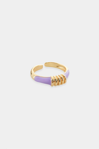 Vertical Line Accented Enamel Ring