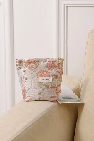 Cute Flower Textured Embroidery Makeup Bag Dipped Shop DP25C584