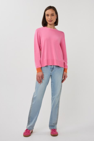 EsQualo SP2607009 Pink Fine Knit Crew Neck Sweater with Contrast Detail 