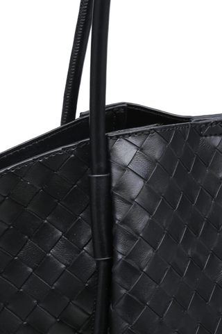 Caspien Woven Tote 38624W Urban Expressions