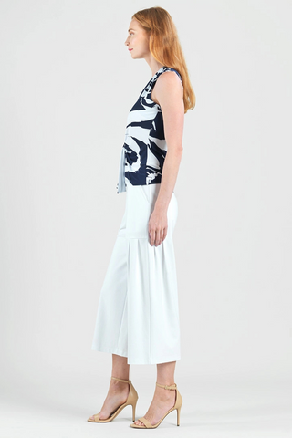 Clara Sunwoo Abstract V-Neck Front Tie Sleeveless Soft Knit Top T49P29