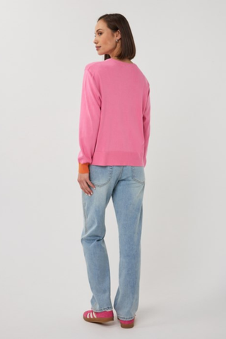 EsQualo SP2607009 Pink Fine Knit Crew Neck Sweater with Contrast Detail  Person wearing a pink sweater and blue jeans on a white background