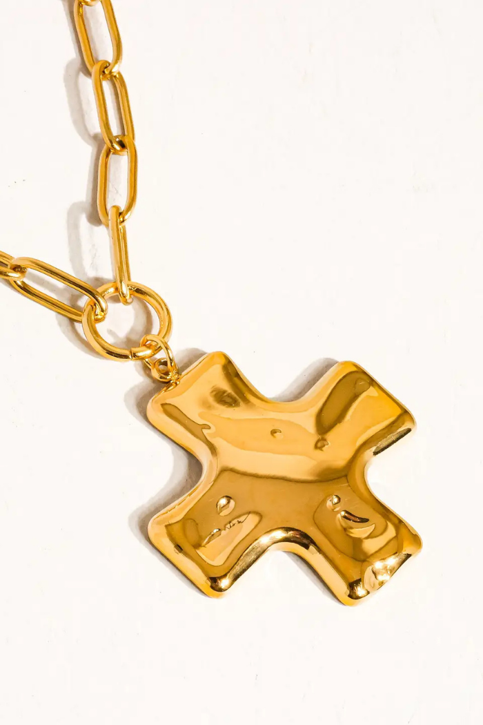 Bari 18K Non-Tarnish Cross Chain Necklace Flânerie by MAIQ