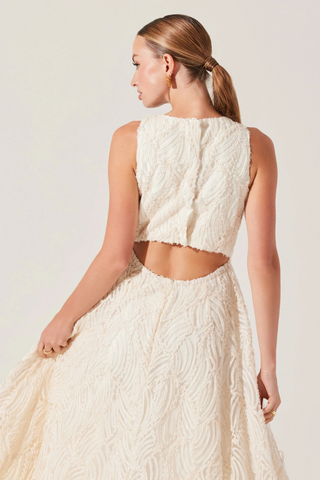 ASTR Lillemor 3D Textured Midi Dress