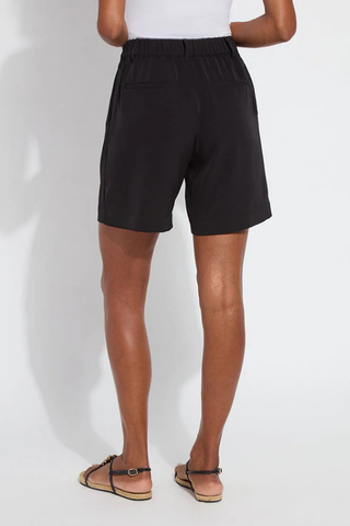 Lyssé Dia Pleated Short - Black