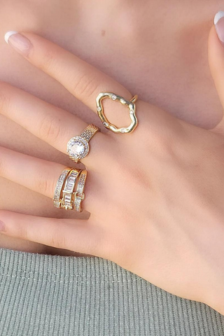 Belted Pavé Ring