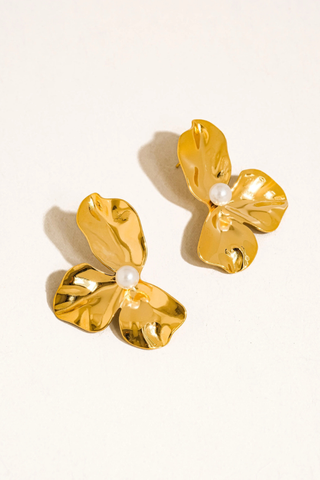 Flânerie Vintessa 18K Gold Non-Tarnish Flower Shell Pearl Earrings 122203101107