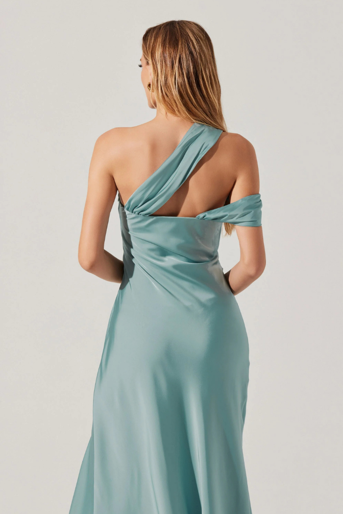 ASTR Cersei One Shoulder Midi Dress