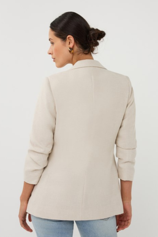 EsQualo SP2610045 Linen Look Blazer Woman wearing a beige blazer on a white background