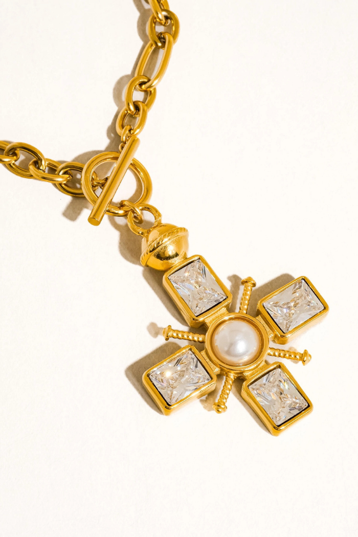 Flânerie by MAIQ Patrice 18K Gold Non-Tarnish Cross Necklace - Gold