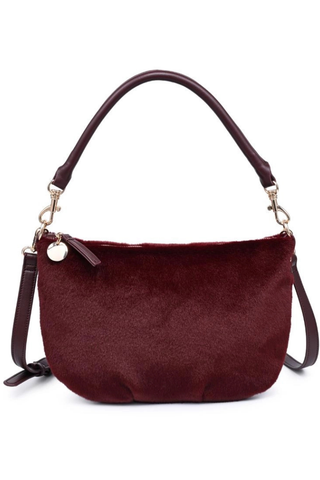 Jordan Faux Fur Crossbody - Burgundy Urban Expressions 29746F