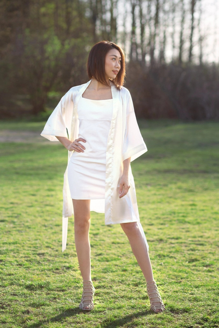 Gold Thread Embroidered Bride Satin Robe