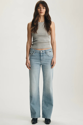 Mavi Ibiza Loose Straight Leg Jeans M1010530-A1567 Woman wearing a gray tank top and light blue jeans on a white background
