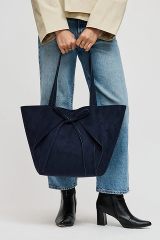 Soren Tote - Midnight 63642 Urban Expressions