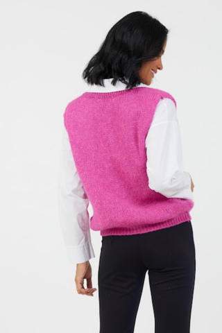 Suzy D Fedora Soft Knit V Neck Tank