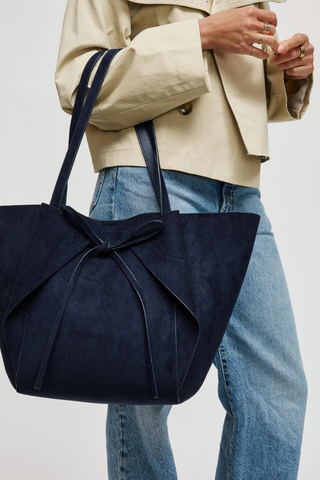 Soren Tote - Midnight 63642 Urban Expressions
