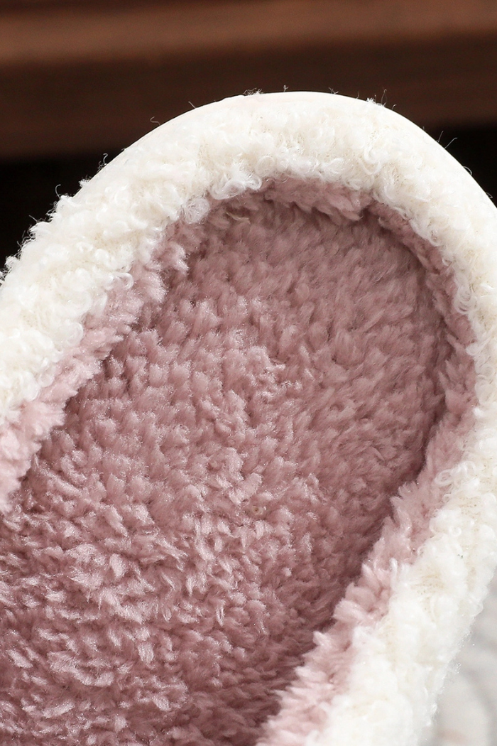 Christmas Tree Pattern Plush Slippers