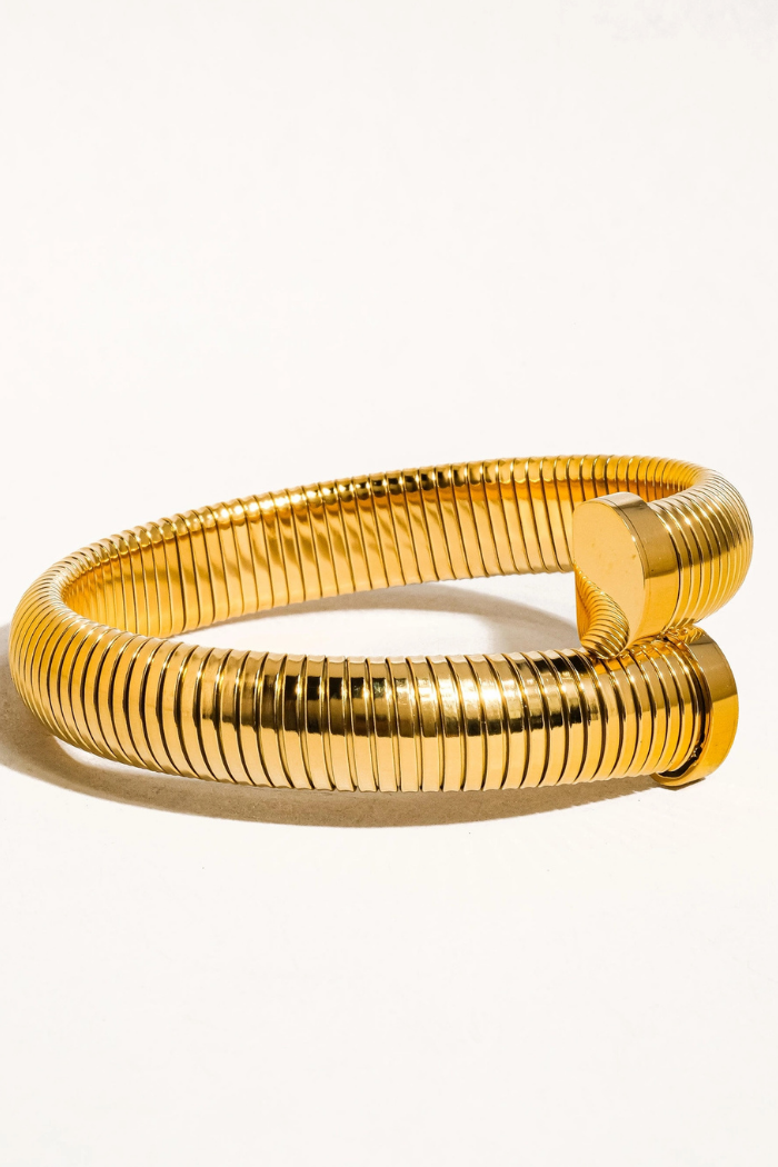 Flânerie by MAIQ Dehors 18K Gold Non-Tarnish Bold Bangle