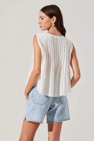 ASTR Lavanna Pleated Tie-Front Top