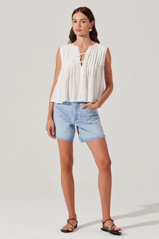 ASTR Lavanna Pleated Tie-Front Top