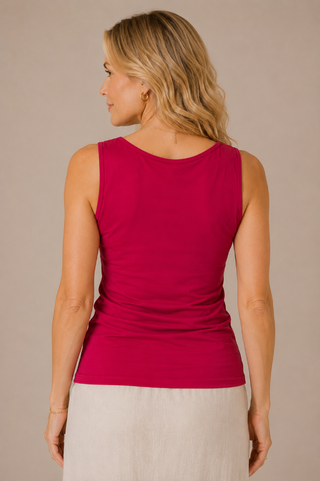 Isle Magenta Vogue Sport Tank