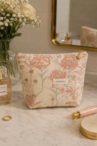 Cute Flower Textured Embroidery Makeup Bag Dipped Shop DP25C584
