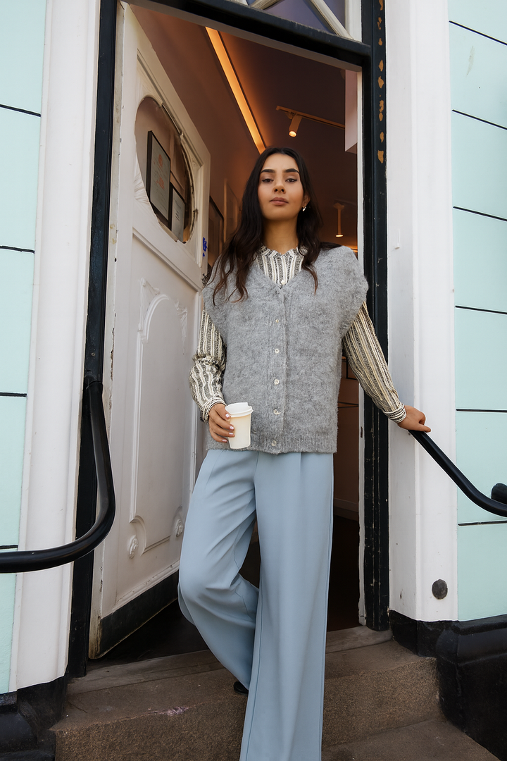 IHBelablue Button Front Sweater Vest