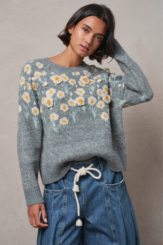 Daisy Embossed 3D Floral Knit Sweater - Grey UDSW0218