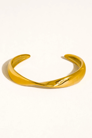 Flânerie by MAIQ Fioren 18K Gold Non-Tarnish Sleek Twist Cuff Bracelet - Gold
