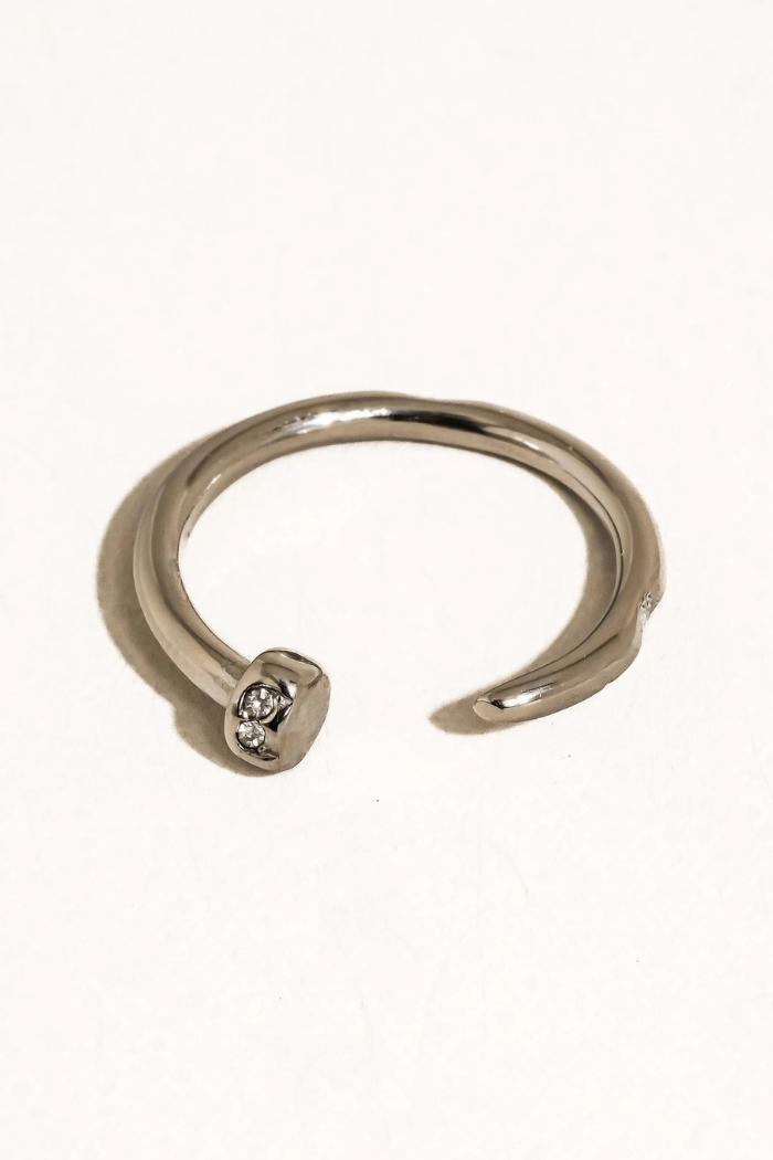 Flânerie by MAIQ Vexa 18K Gold Non-Tarnish Wrap Around Nail Ring - Silver