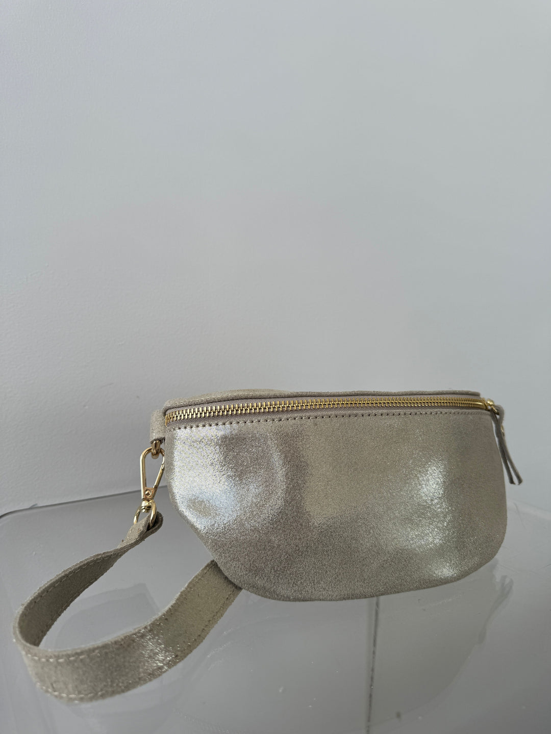 Shelly Glam Crossbody