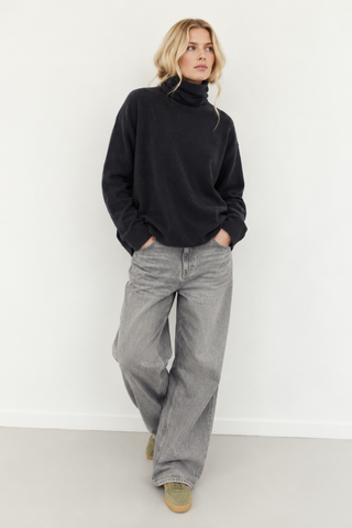High Neck Pullover - Soft Black Henriette Steffensen 1360-914