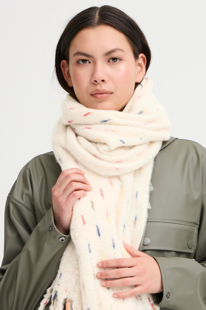 ICHI IALaere Scarf Almond Milk