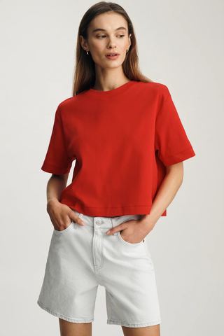 Mavi M1613686-82677 Riley Crew Neck T-Shirt  Woman wearing a red t-shirt and white shorts on a plain background