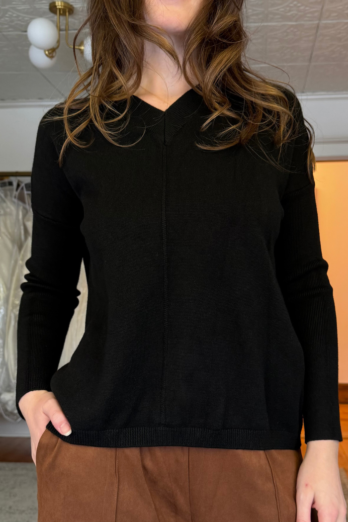 Scandal Italy Courtney Sweater Black