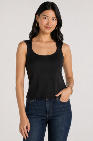 Sleeveless Built-In Bra Knit Top Liverpool LM8J65K40