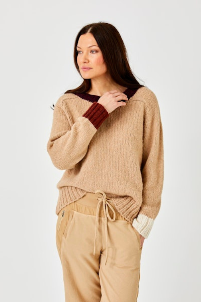 Suzy D Farris Sweater - Beige Contrast