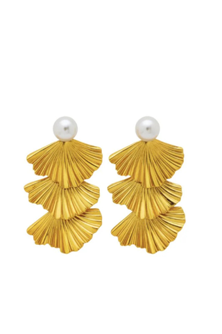 Pearl Isle Earring