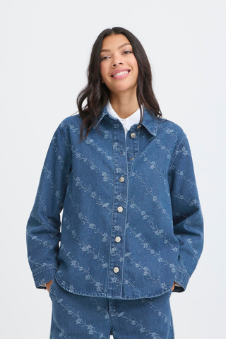 Woman wearing a blue denim jacket with a white background b. young BYKanio Shirt