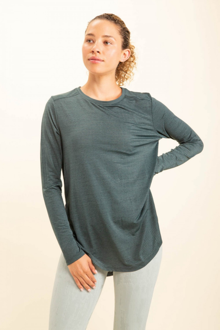 Tulip Hem Workout Top /Long Sleeve