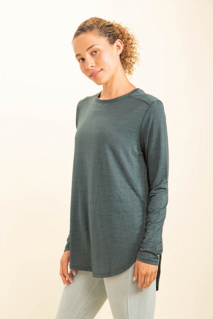 Tulip Hem Workout Top /Long Sleeve