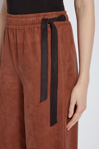 Lysse Prize Gathered Waist Ankle Pant
