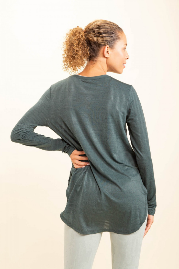 Tulip Hem Workout Top /Long Sleeve
