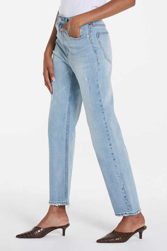 Calabasas 90’s Fit Jeans