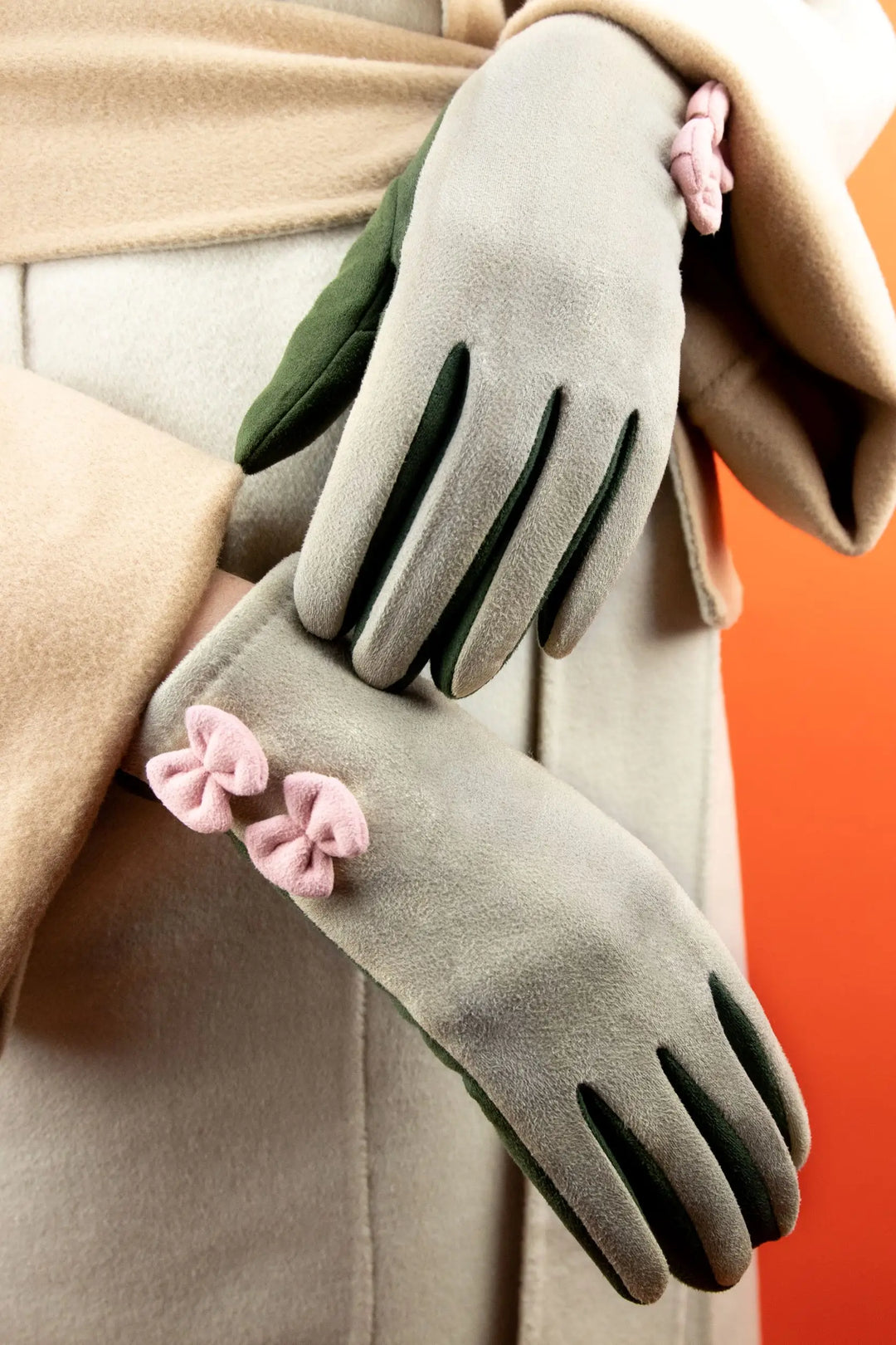 Powder Designs/ Abigail Gloves